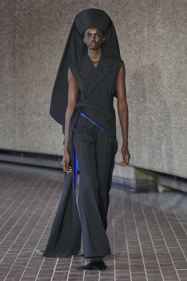 مجموعة Roksanda لربيع وصيف 2024 في لندن