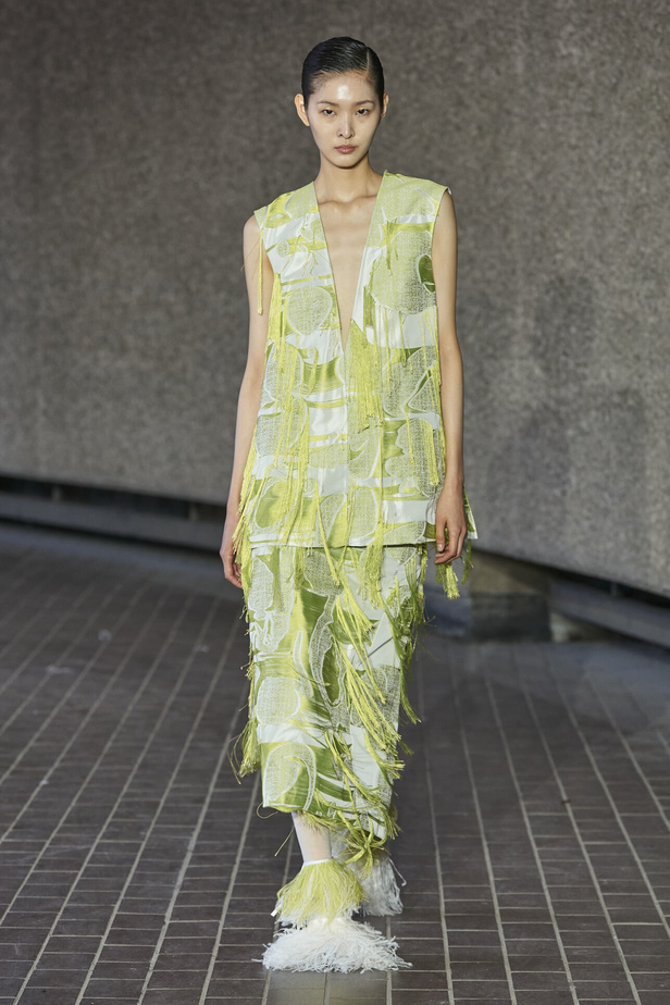 مجموعة Roksanda لربيع وصيف 2024 في لندن