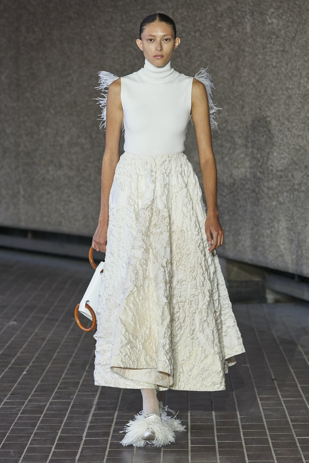 مجموعة Roksanda لربيع وصيف 2024 في لندن