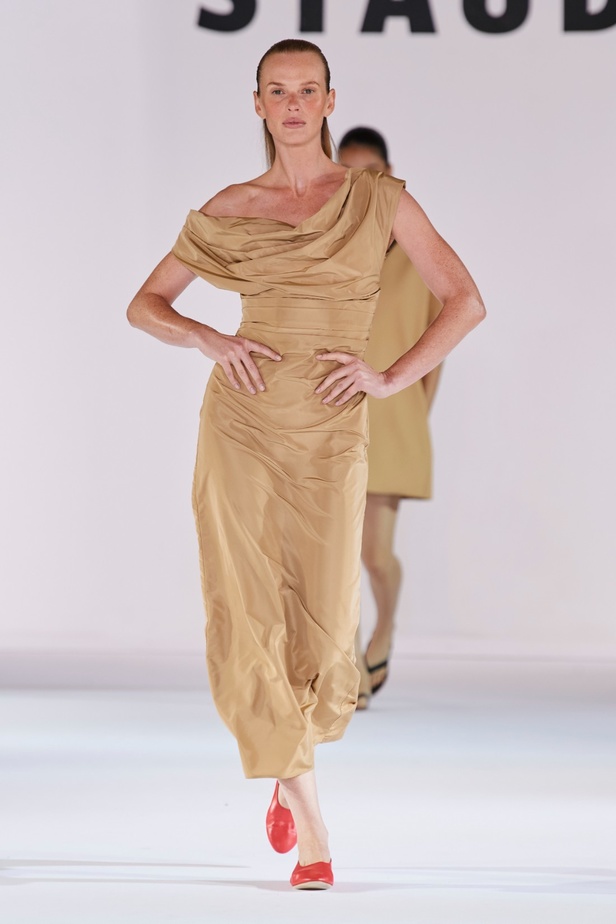 مجموعة Staud لربيع وصيف 2024