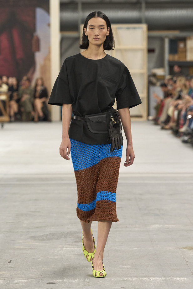 عرض أزياء Tod's لربيع وصيف 2023 في ميلانو