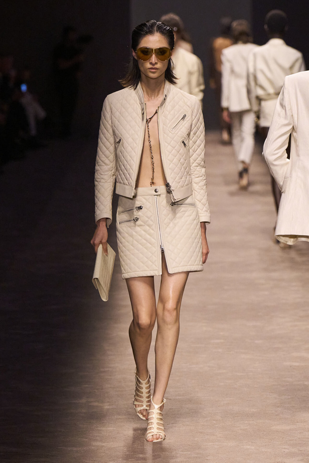 نقلة نوعية جديدة لـ TOM FORD مع إبقاء هوية الدار الأساسية