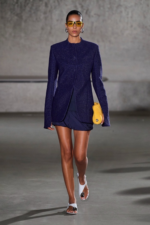 مجموعة Tory Burch لربيع وصيف 2024