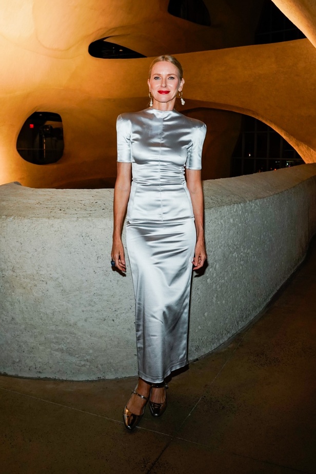 مجموعة Tory Burch لصيف 2024... نظرة فريدة لتحرير المرأة من خلال الأزياء