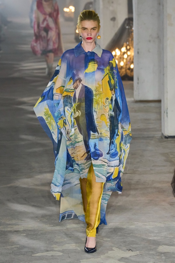 فنية ومفاهيمية وحَية... مجموعة Undercover لربيع 2024