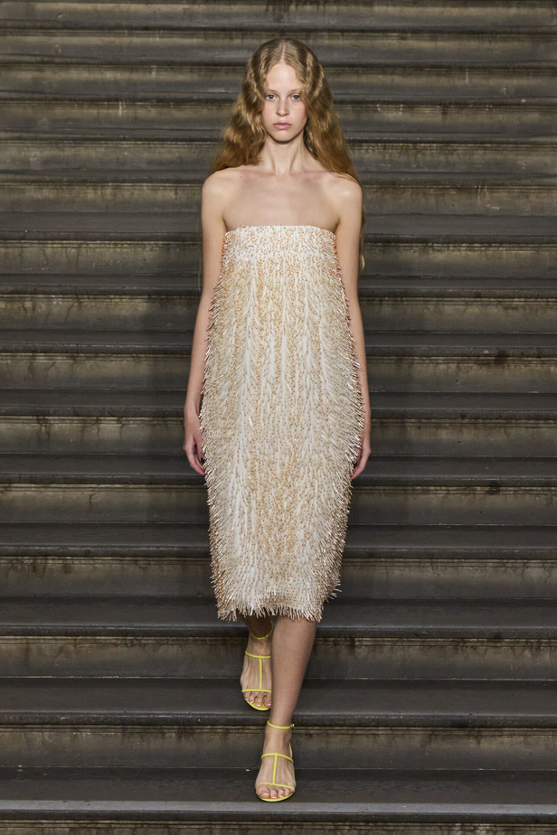 مجموعة Emilia Wickstead لموسم ربيع وصيف 2024