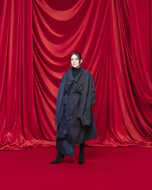 مجموعة Balenciaga لربيع وصيف 2024