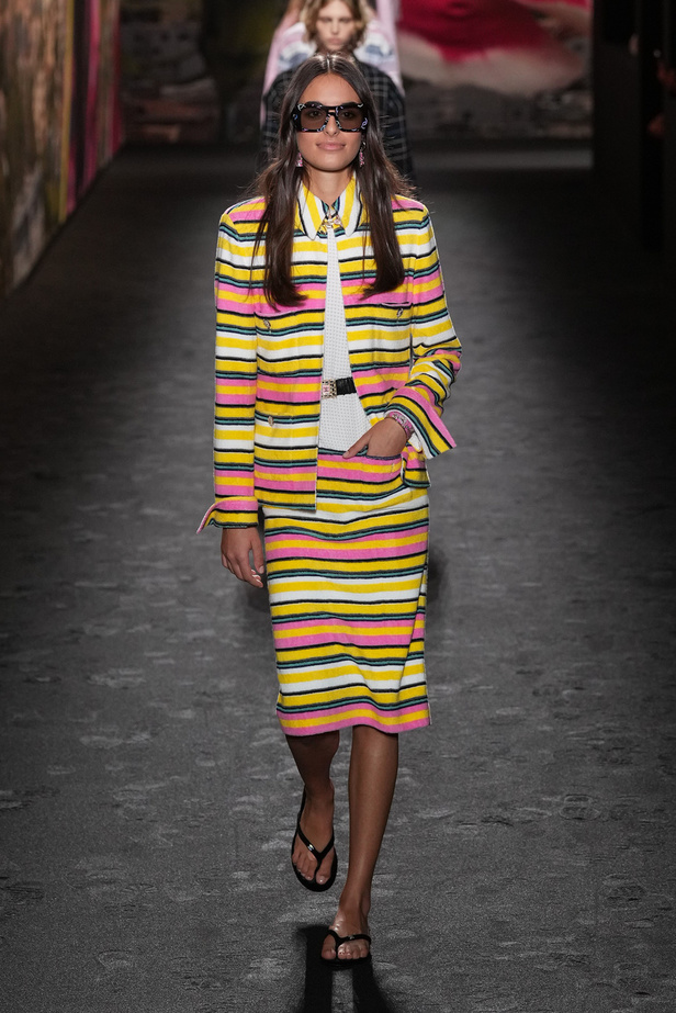 مجموعة CHANEL لربيع وصيف 2024 في باريس