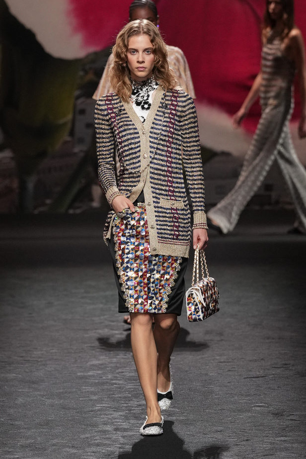 مجموعة CHANEL لربيع وصيف 2024 في باريس