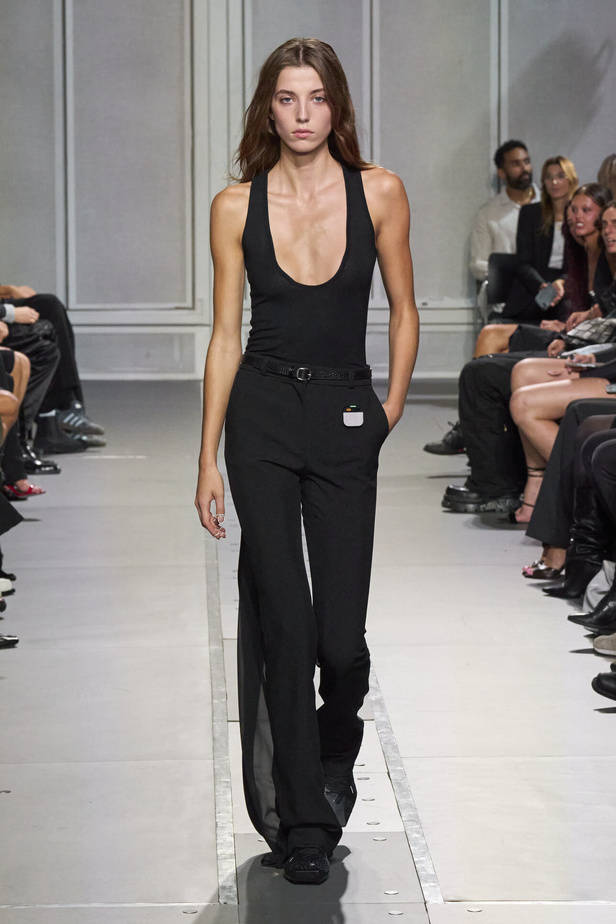 عرض أزياء Coperni لربيع وصيف 2024