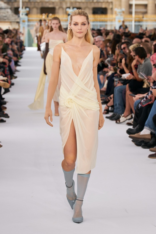 مجموعة Givenchy لربيع وصيف 2024