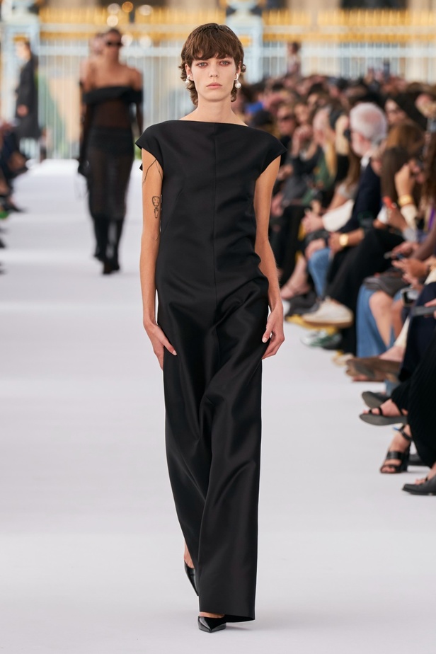 مجموعة Givenchy لربيع وصيف 2024