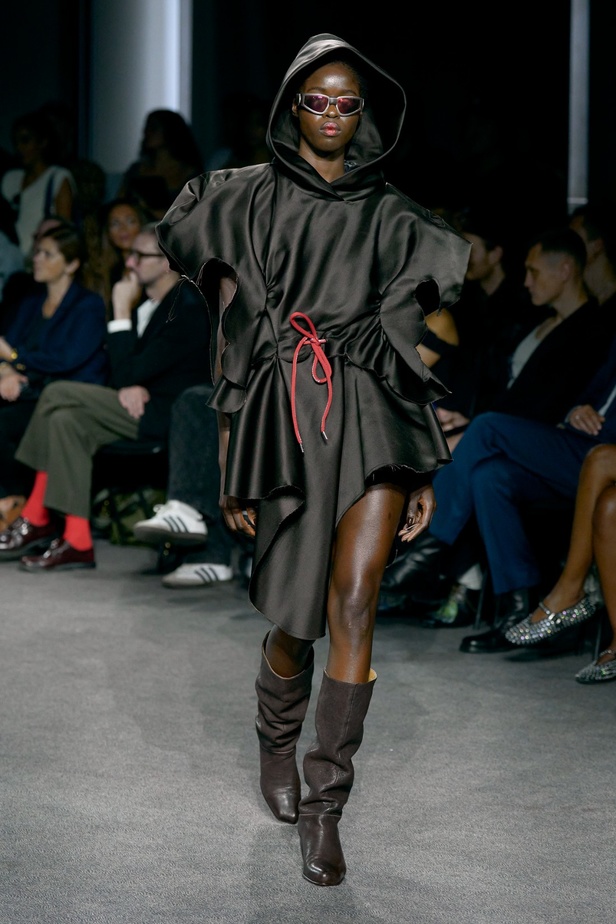 مجموعة Andreas Kronthaler for Vivienne Westwood لربيع وصيف 2024