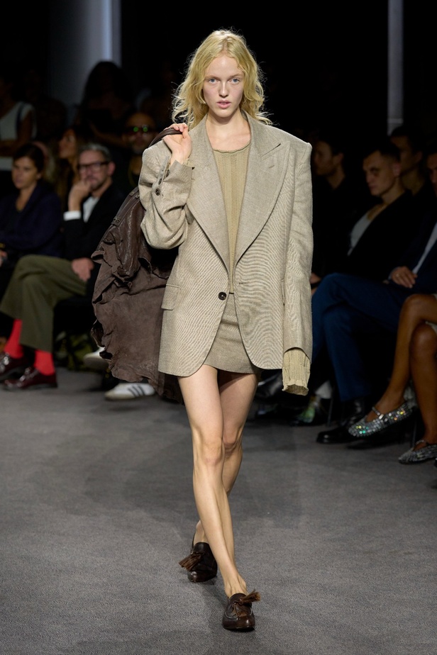 مجموعة Andreas Kronthaler for Vivienne Westwood لربيع وصيف 2024