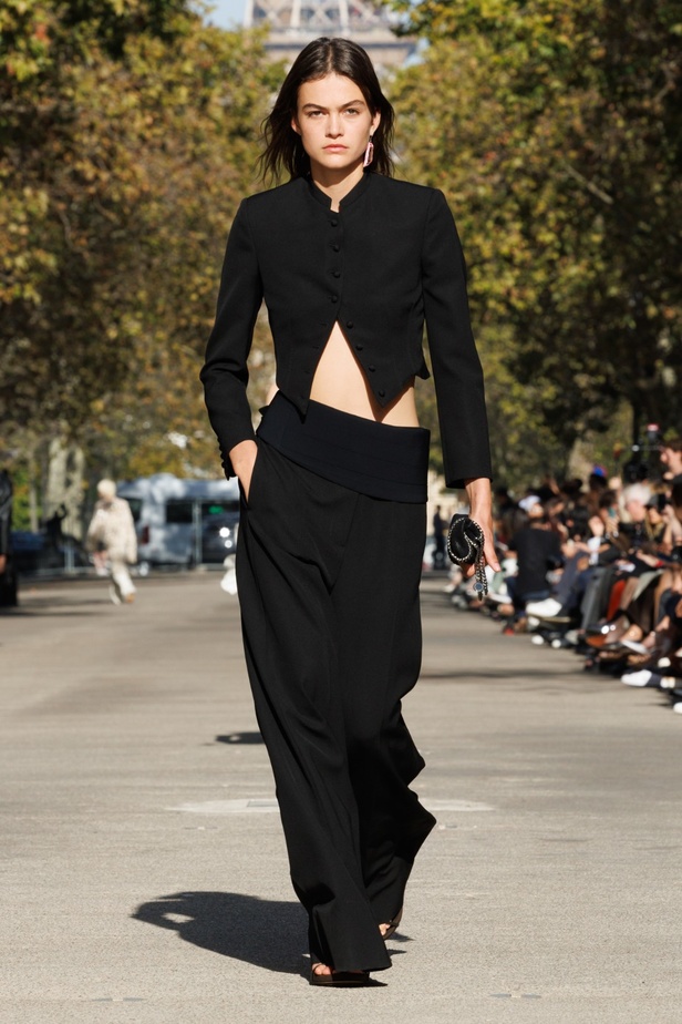 مجموعة STELLA MCCARTNEY لربيع وصيف 2024