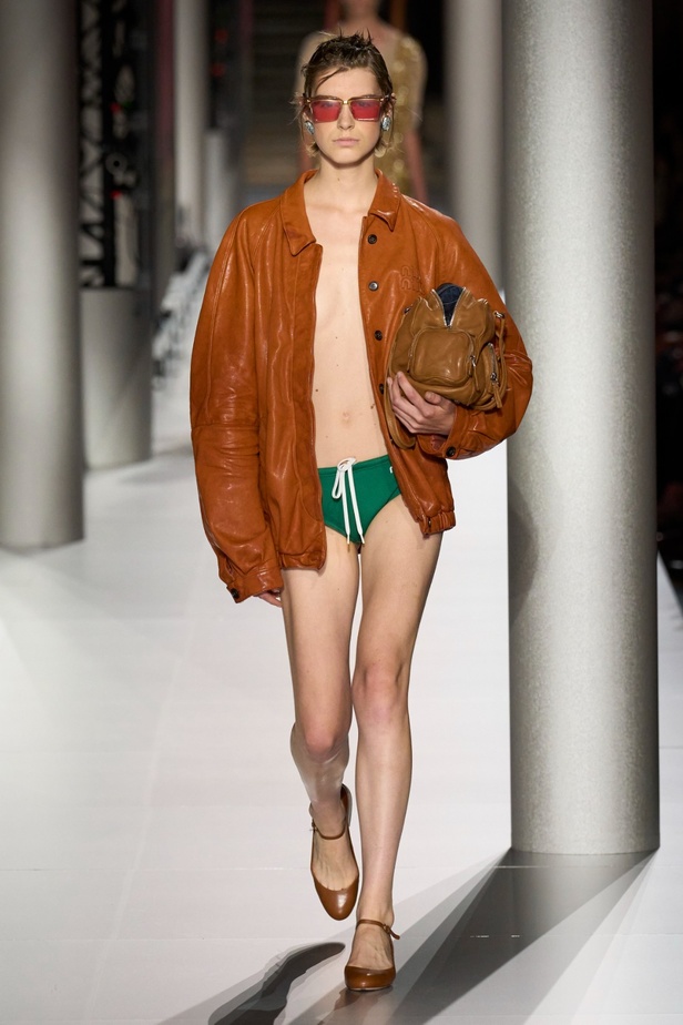 مجموعة Miu Miu لربيع وصيف 2024