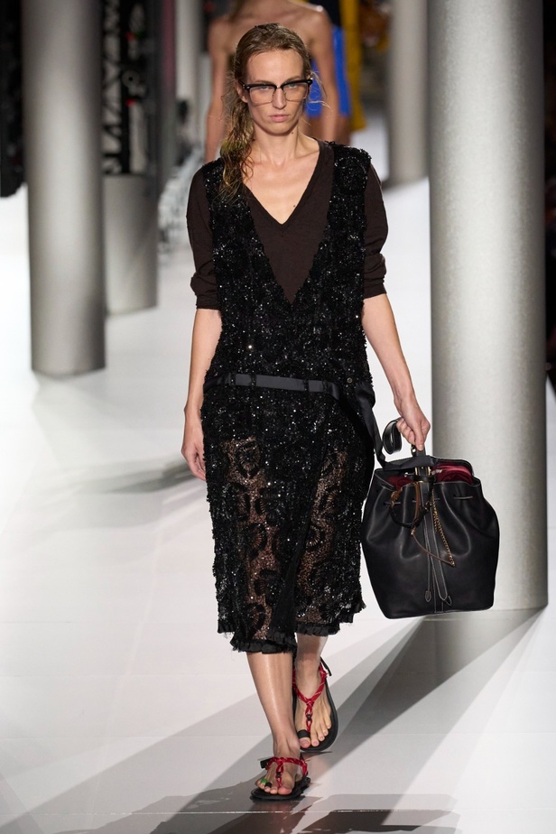 مجموعة Miu Miu لربيع وصيف 2024