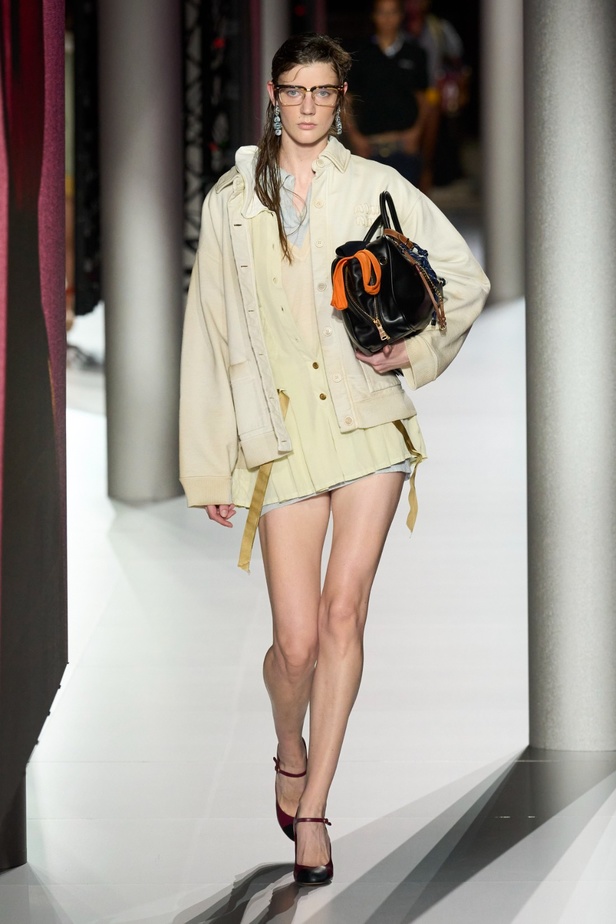 مجموعة Miu Miu لربيع وصيف 2024