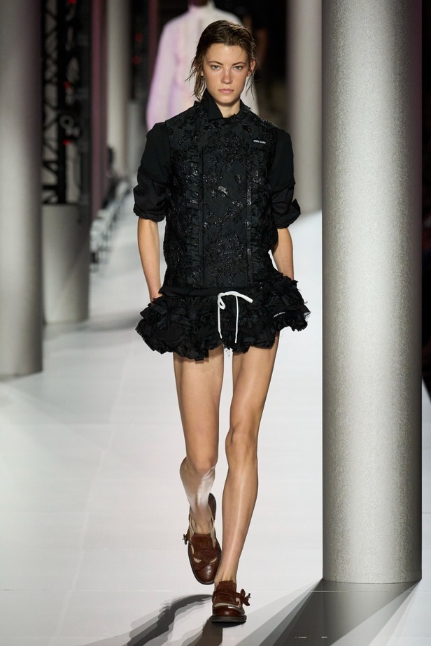 مجموعة Miu Miu لربيع وصيف 2024