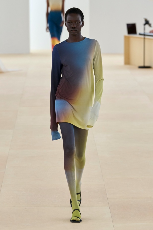 مجموعة Issey Miyake لربيع وصيف 2024