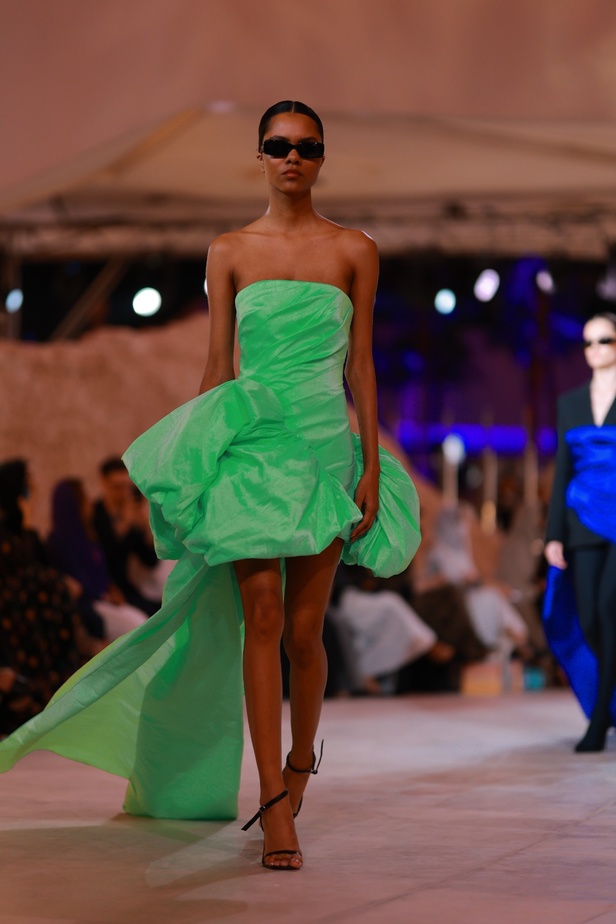 مجموعة يوسف أكبر 