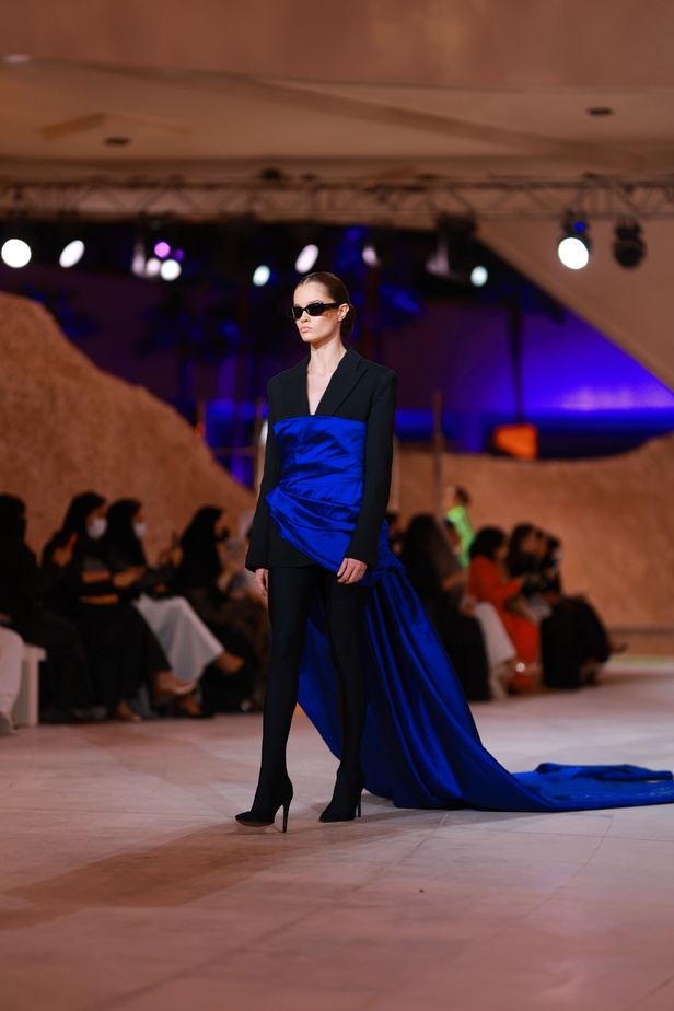 مجموعة يوسف أكبر 