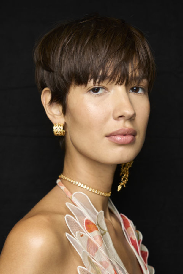 Zimmermann تطلق مجموعتها لربيع وصيف 2024 في باريس… ألوان الباستيل تصدرت المشهد