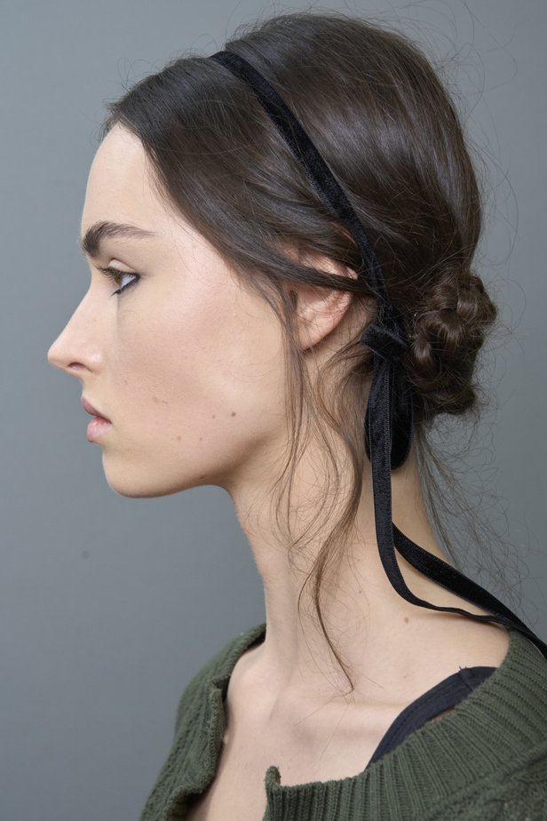 إطلالات جمالية من مجموعة كريستيان ديور للهوت كوتور لموسم ربيع وصيف 2024