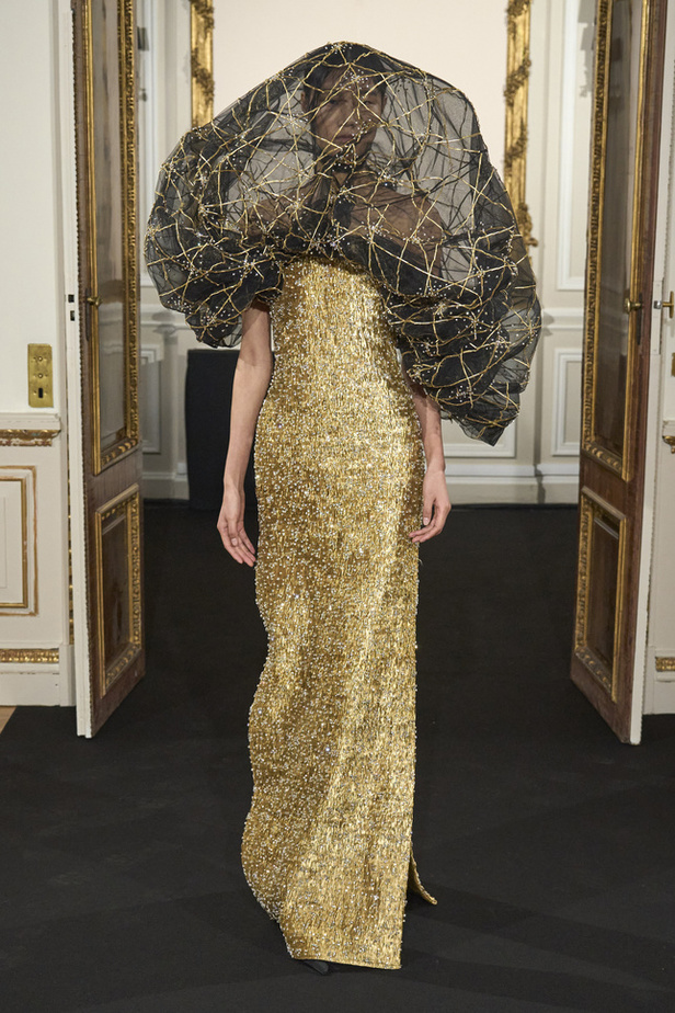 مجموعة Ashi Studio لربيع وصيف 2024 في باريس