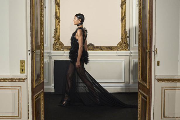 مجموعة Ashi Studio لربيع وصيف 2024 في باريس