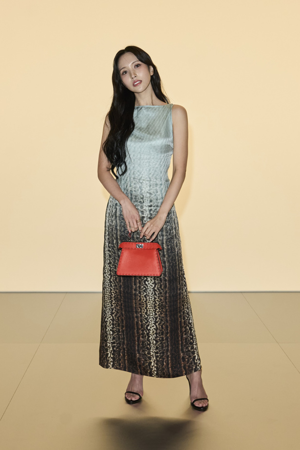 مجموعة Fendi للهوت كوتور لربيع 2024 قصيدة خيالية لمستقبل الانسان