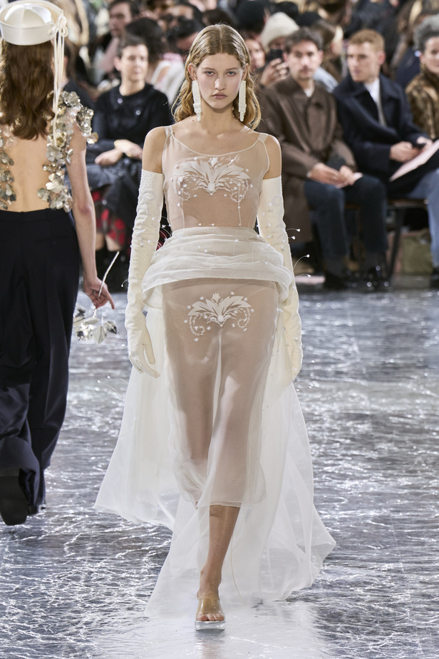 مجموعة Jean Paul Gauthier للأزياء الراقية لربيع وصيف 2024