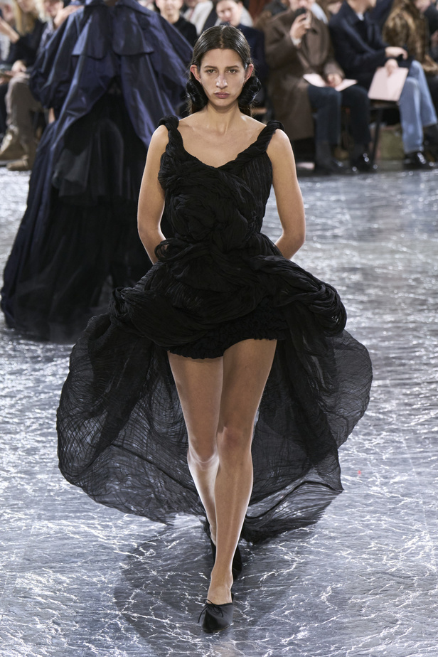 مجموعة Jean Paul Gauthier للأزياء الراقية لربيع وصيف 2024