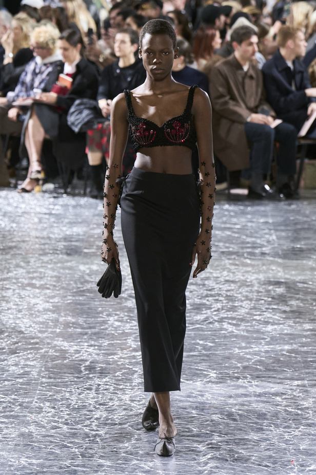 مجموعة Jean Paul Gauthier للأزياء الراقية لربيع وصيف 2024