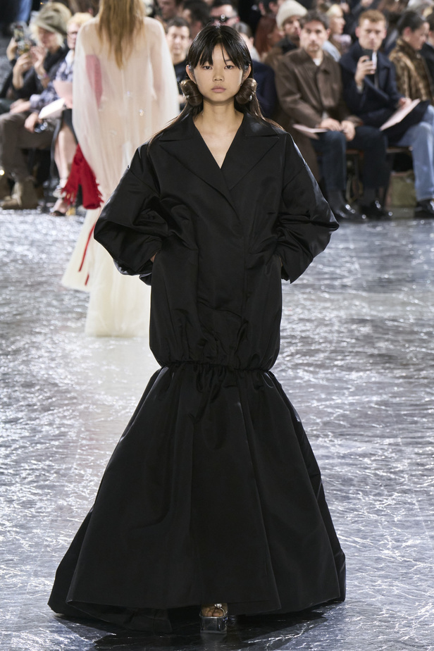 مجموعة Jean Paul Gauthier للأزياء الراقية لربيع وصيف 2024