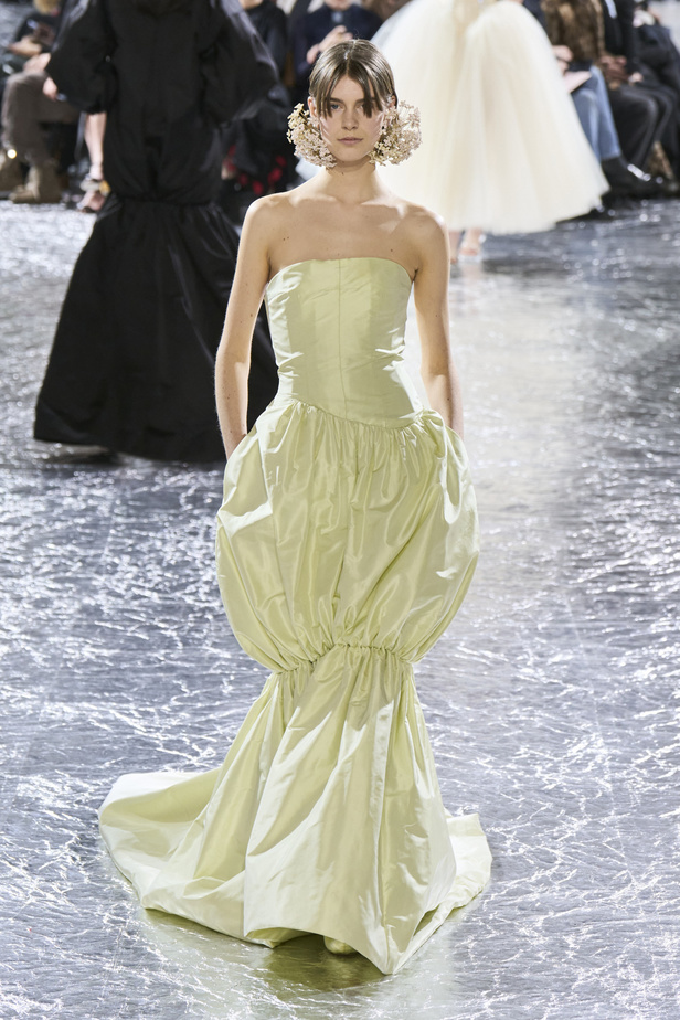 مجموعة Jean Paul Gauthier للأزياء الراقية لربيع وصيف 2024