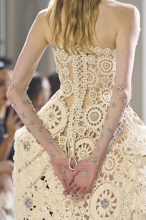 مجموعة Jean Paul Gauthier للأزياء الراقية لربيع وصيف 2024