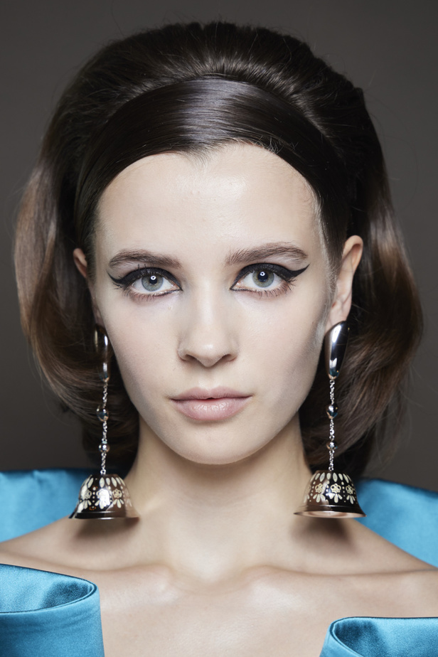 إطلالات جمالية من عرض جورج حبيقة لربيع وصيف 2024