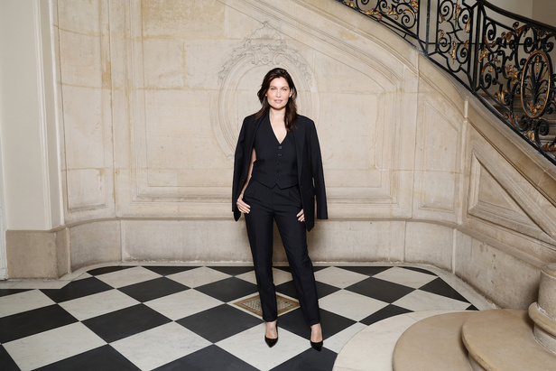 مجموعة مبتكرة لدار كريستيان ديور فيها مزيج ذكي من الفن والإبداع والتاريخ والتراث