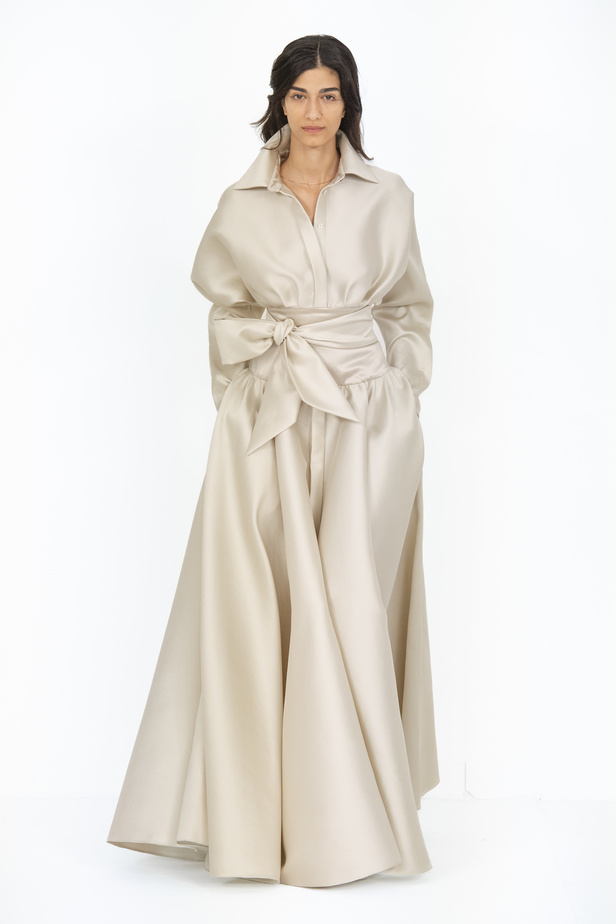 عرض أزياء Alexis Mabille لربيع وصيف 2024