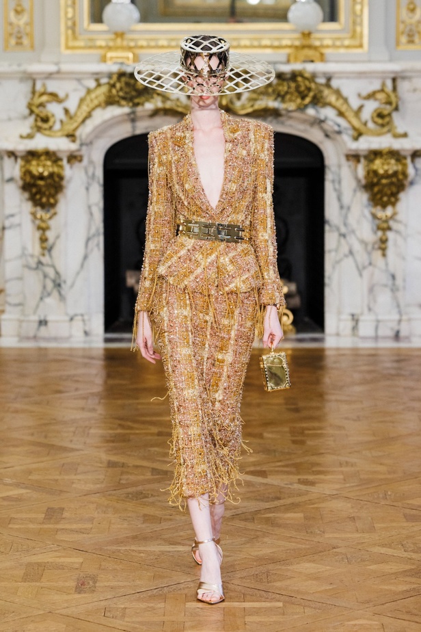 مجموعة Tamara Ralph للأزياء الراقية لربيع وصيف 2024 