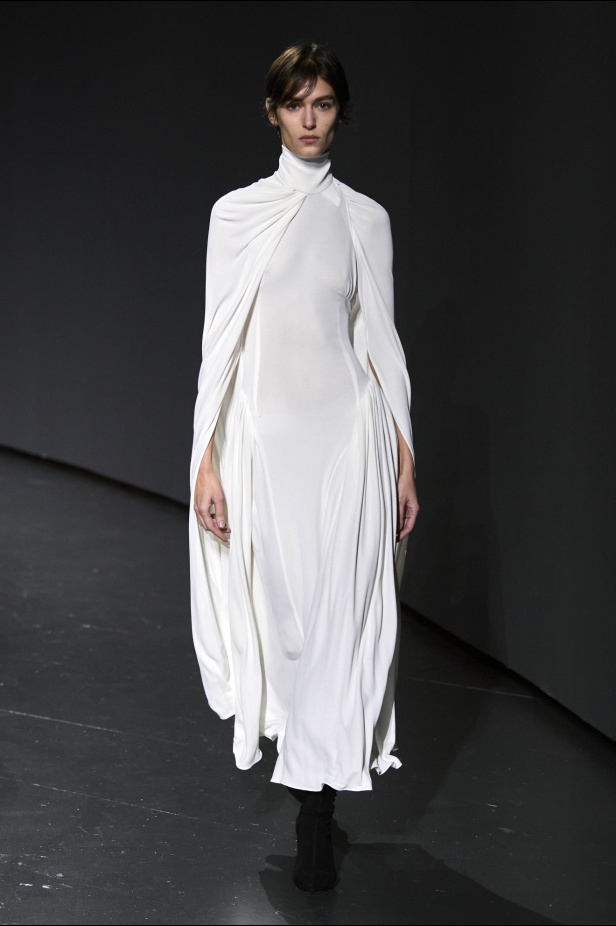 مجموعة 16Arlington لخريف وشتاء 2024