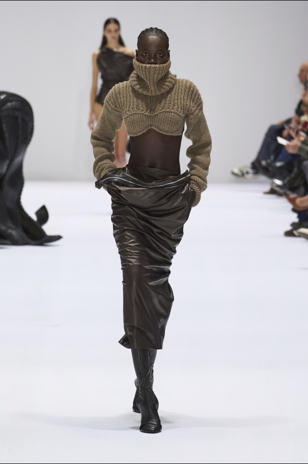 مجموعة Acne Studios لخريف وشتاء 2024