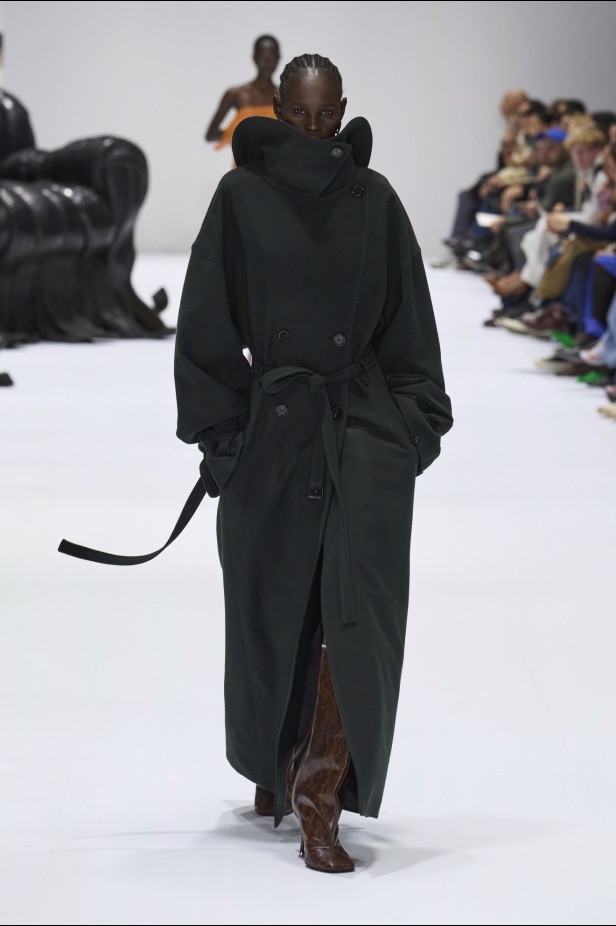 مجموعة Acne Studios لخريف وشتاء 2024