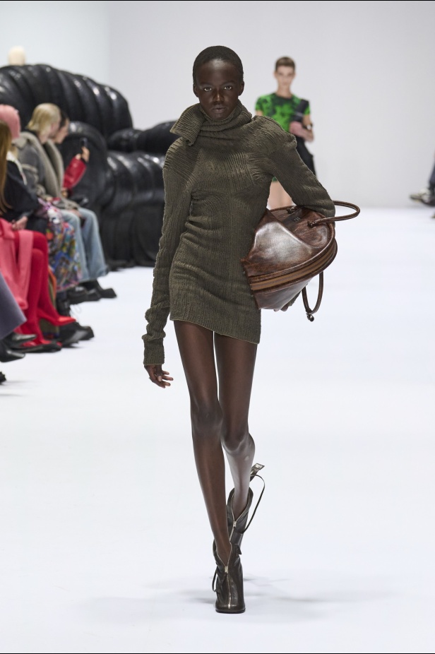 مجموعة Acne Studios لخريف وشتاء 2024