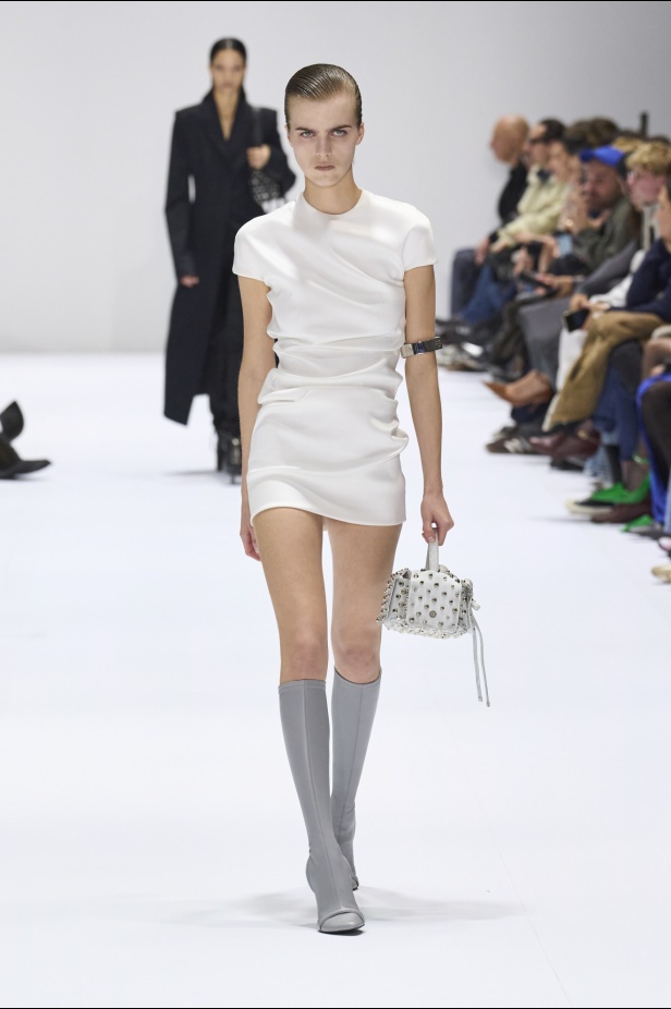 مجموعة Acne Studios لخريف وشتاء 2024