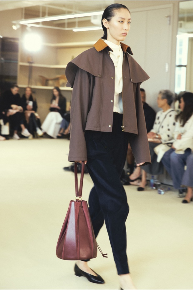 مجموعة Altuzarra لخريف وشتاء 2024