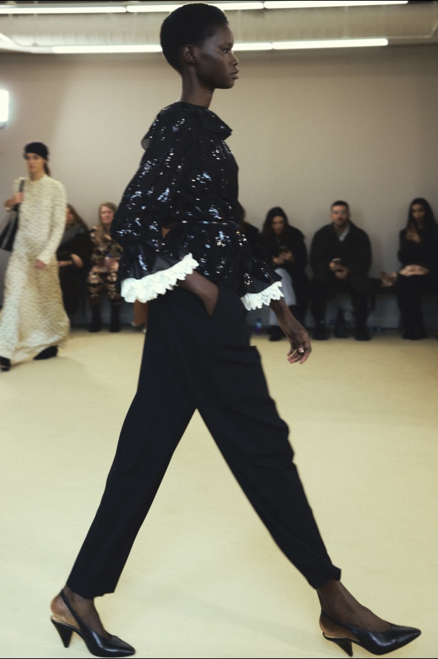 مجموعة Altuzarra لخريف وشتاء 2024