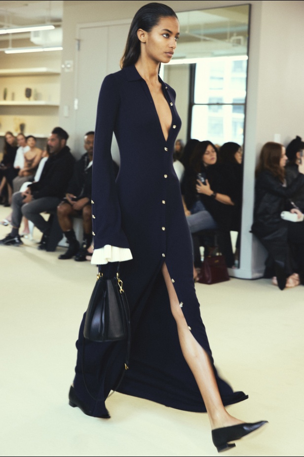 مجموعة Altuzarra لخريف وشتاء 2024