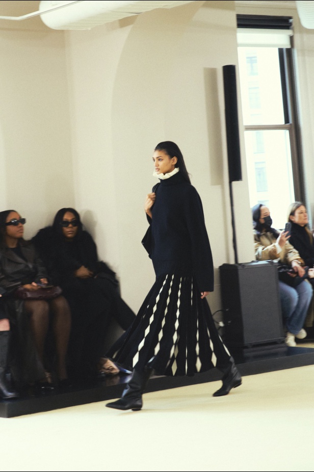 مجموعة Altuzarra لخريف وشتاء 2024